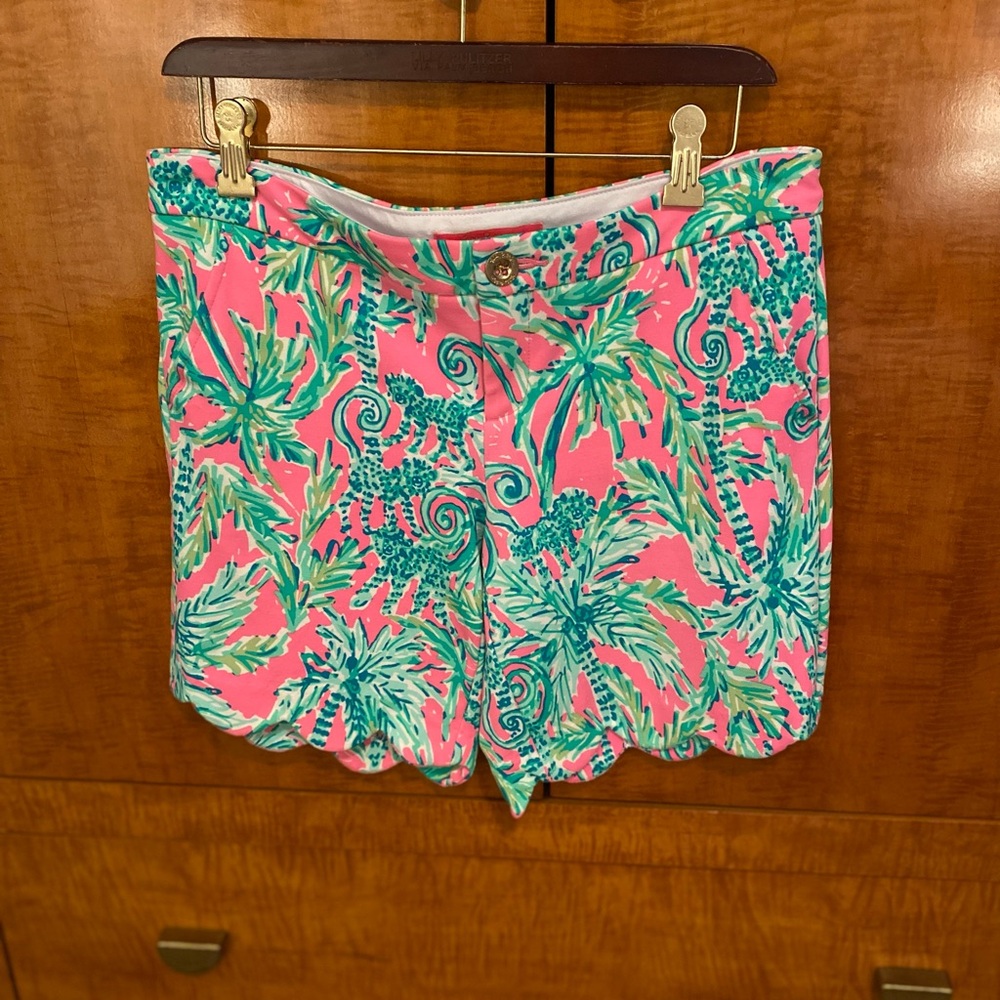 EUC Lilly Pulitzer Darci Prosecco Pink Darci Shorts - Picture 2 of 12